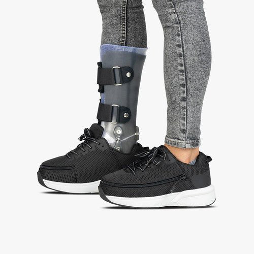 Billy Footwear (Kids) - Black Limitless Low Top Shoes - Footwear