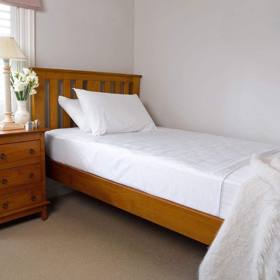 Brolly Sheets Single Bed Protectors - Bedtime, Toilet Training and Incontinence