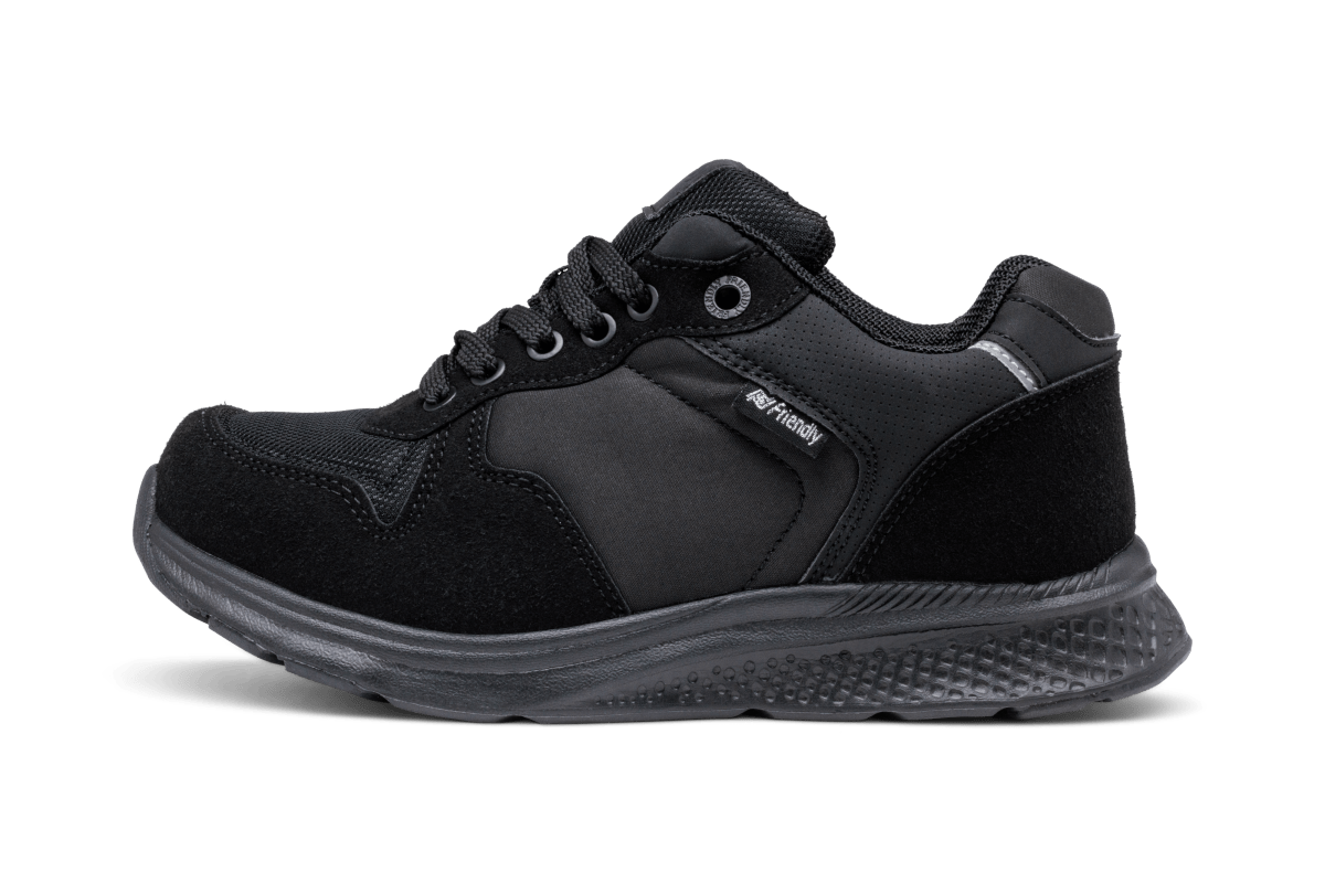 Friendly Shoes Excursion WiderFit All Black - KIDS - Footwear