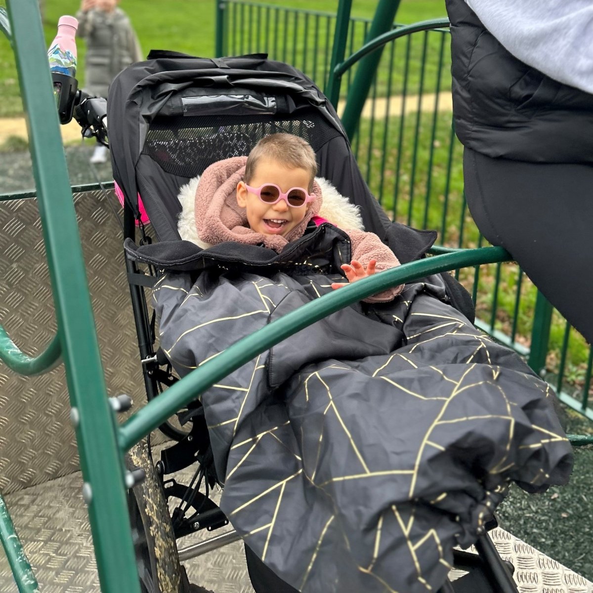 Kids Fleece - Lined Wheelchair Cosy Ages 4 - 10 - Wheelchair Clothing