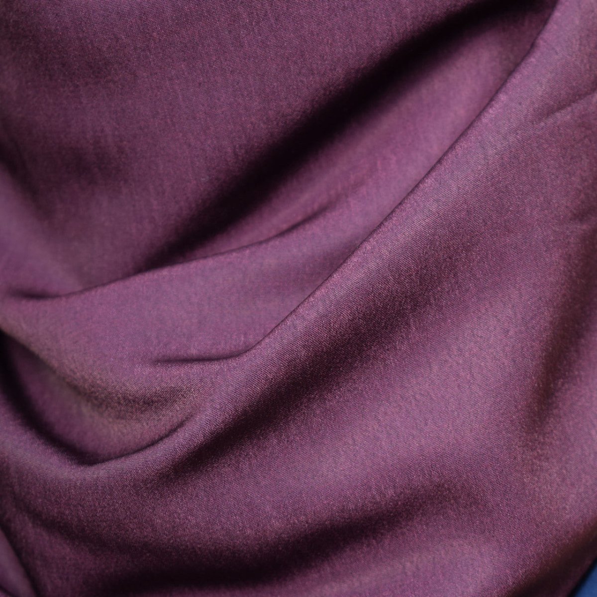 Premium Neckerchief Style Adult Dribble Bib - Waterproof & Discreet - Medium - Aubergine - Bibs & Neckerchiefs