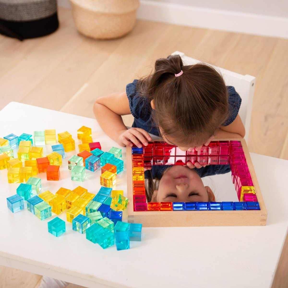 tickit® Gem Cube Mirror Tray – 100 Gems - Sensory Toys
