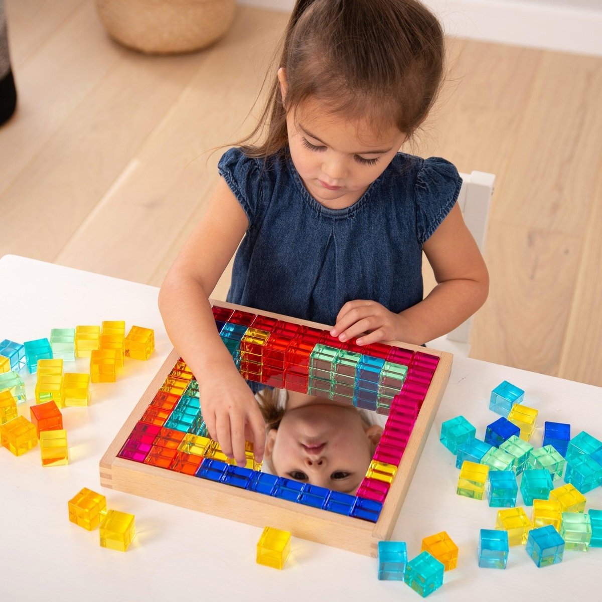 tickit® Gem Cube Mirror Tray – 100 Gems - Sensory Toys