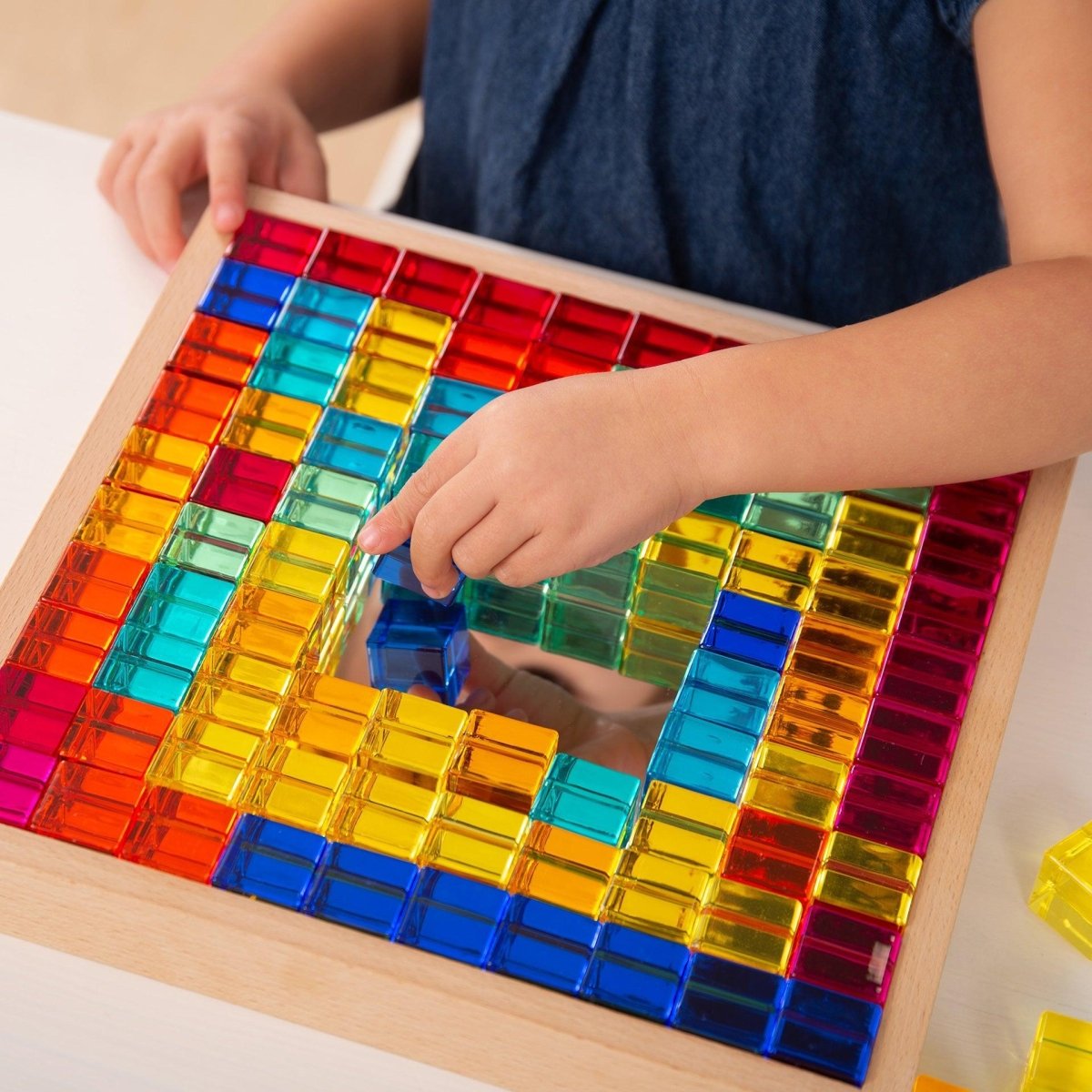 tickit® Gem Cube Mirror Tray – 100 Gems - Sensory Toys