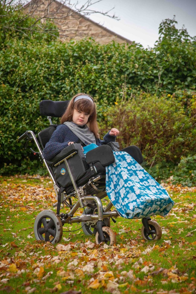 Weatherproof Wheelchair Leg Cover - Wheelchair Clothing